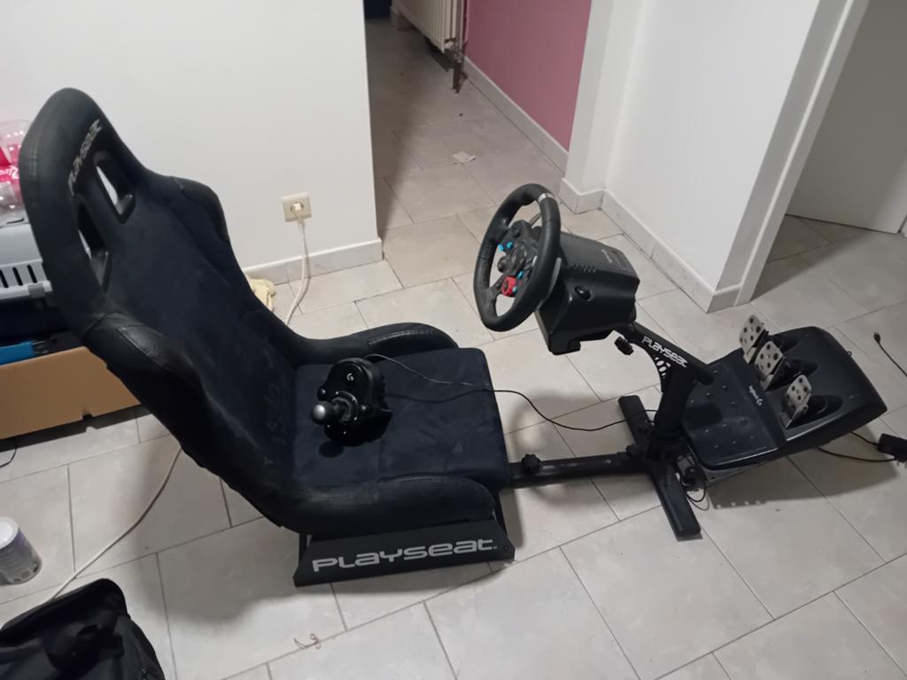 Playseat + Logitech G29 Racing Simulator Set Compleet, Consoles de jeu & Jeux vidéo, Enlèvement, Utilisé, Playseat ou Siège de jeu