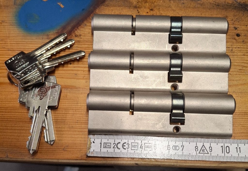3 gelijke cilindersloten nieuw, Doe-het-zelf en Bouw, Ophalen, Nieuw, Slot