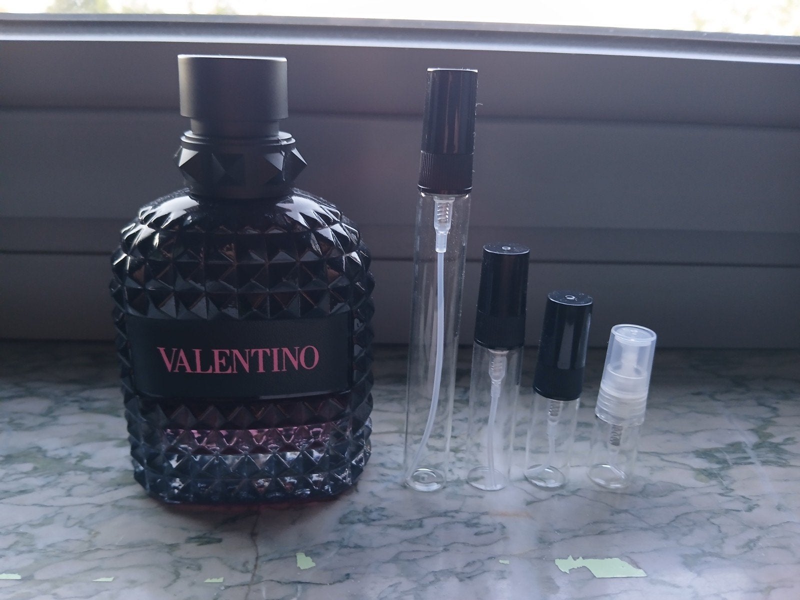Valentino edp intense : decant, Handtassen en Accessoires, Ophalen of Verzenden, Nieuw