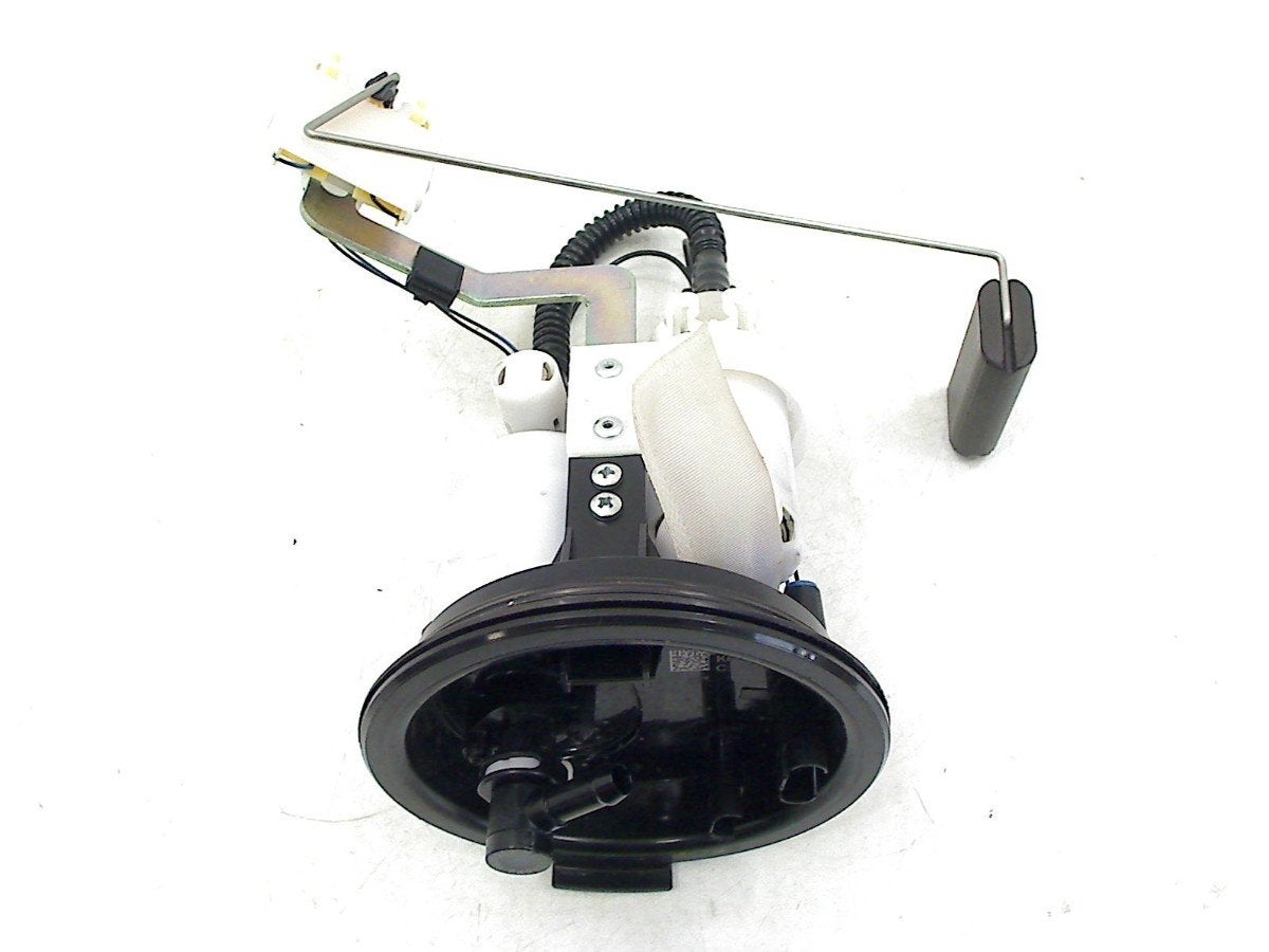 POMPE CARBURANT C M 1000 R 2024 (S1000R KM3) (8414945-04), Bayerische Motoren Werke AG, Utilisé, Kundenbetreuung@bmw.de, Petuelring 130
80809  München, DE