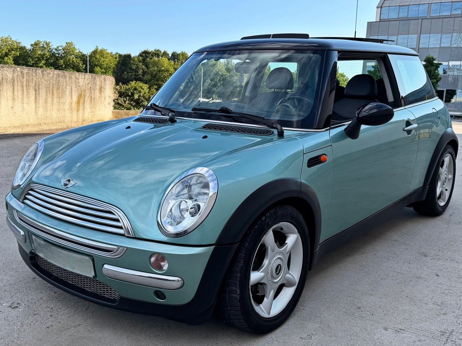 Mini Cooper 1.6i benzine “ 83.000km “ PanoDak Gekeurd !, Voorwielaandrijving, 4 zetels, Stof, Zwart