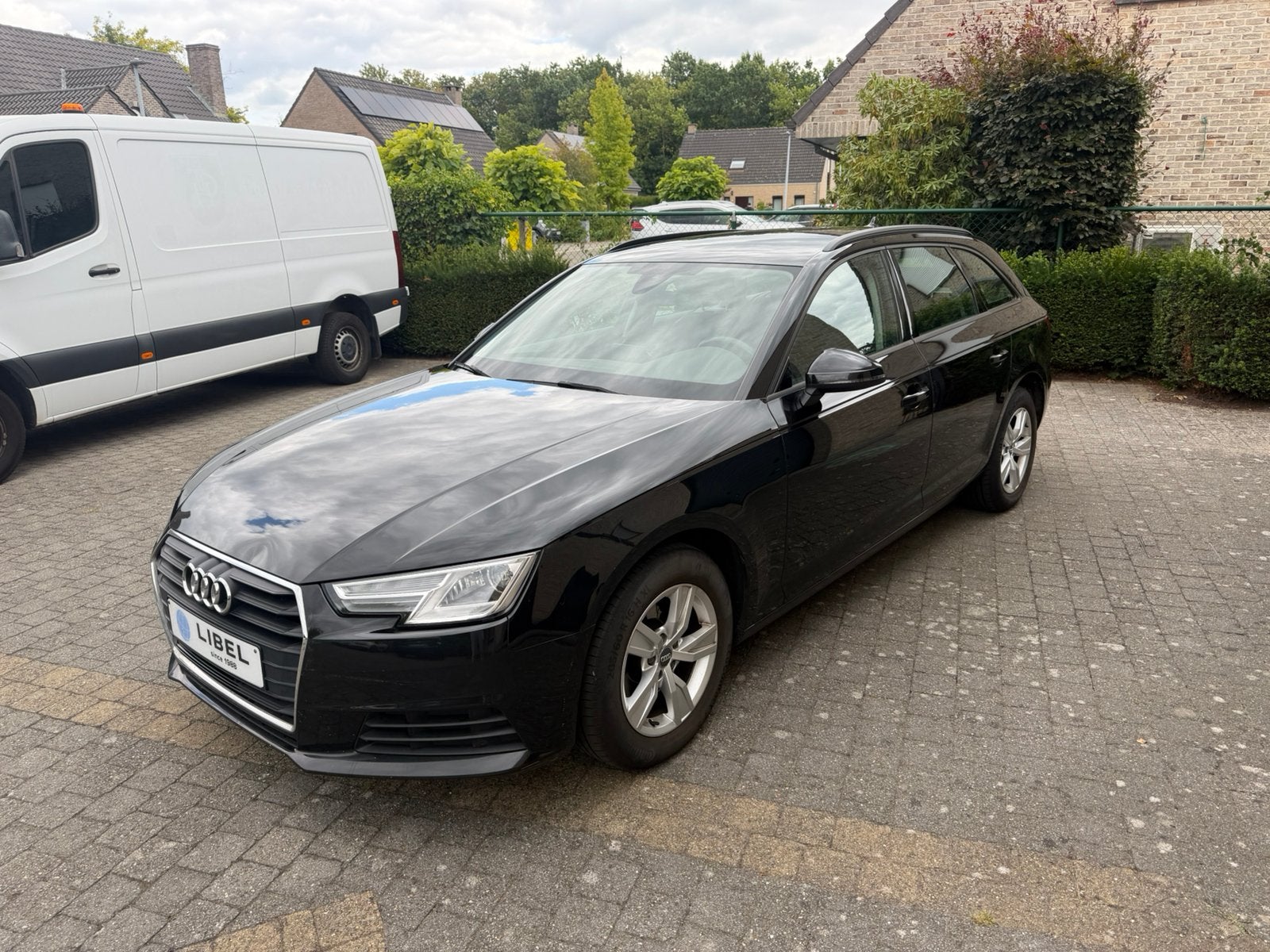 Audi A4 Avant 2.0 TFSi CNG 06/2018, Autos, Audi, Entreprise, Achat, A4, Essence, Euro 6, Break, 5 portes, Boîte manuelle, Noir