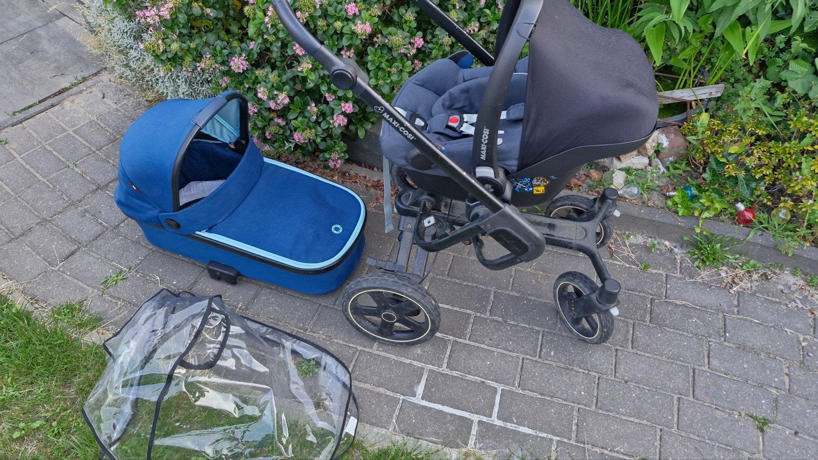 Maxi cosi reiswieg + autostoel + onderstel, Kinderen en Baby's, Kinderwagens en Combinaties, Gebruikt, Verstelbare duwstang, Maxi-Cosi