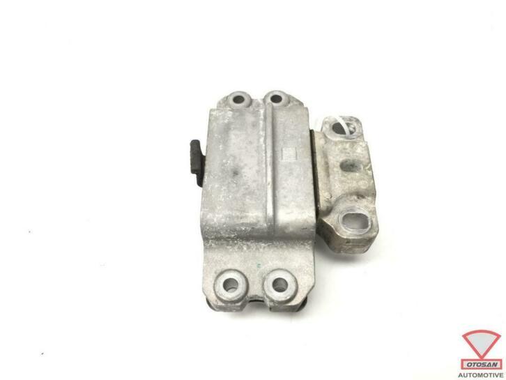 seat leon 1p golf 5 6 support moteur support godet 1k0199555, Autovia A-2, Km 585 585
08760  Martorell, ES, SEAT S.A., Utilisé