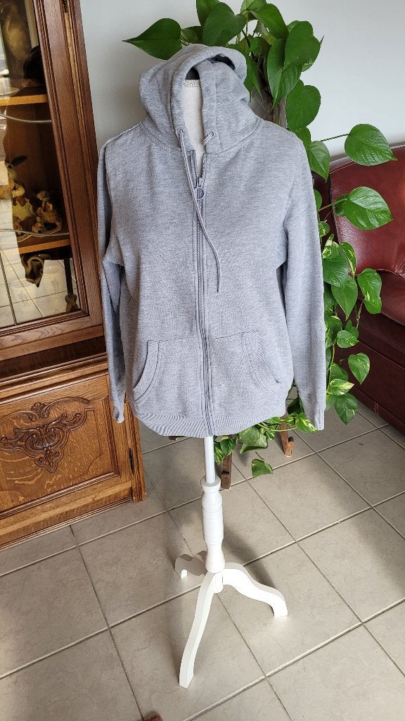 sweat zippé à capuche dame taille S, Vêtements | Femmes, Pulls & Gilets, Enlèvement ou Envoi, Porté, Taille 36 (S), Gris
