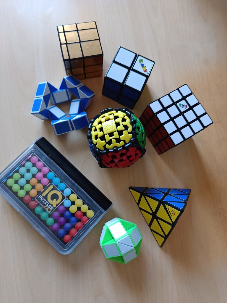 Lot de x8 Casse-têtes Rubik's + IQ pro + Cadeau, Envoi, Comme neuf, Puzzle