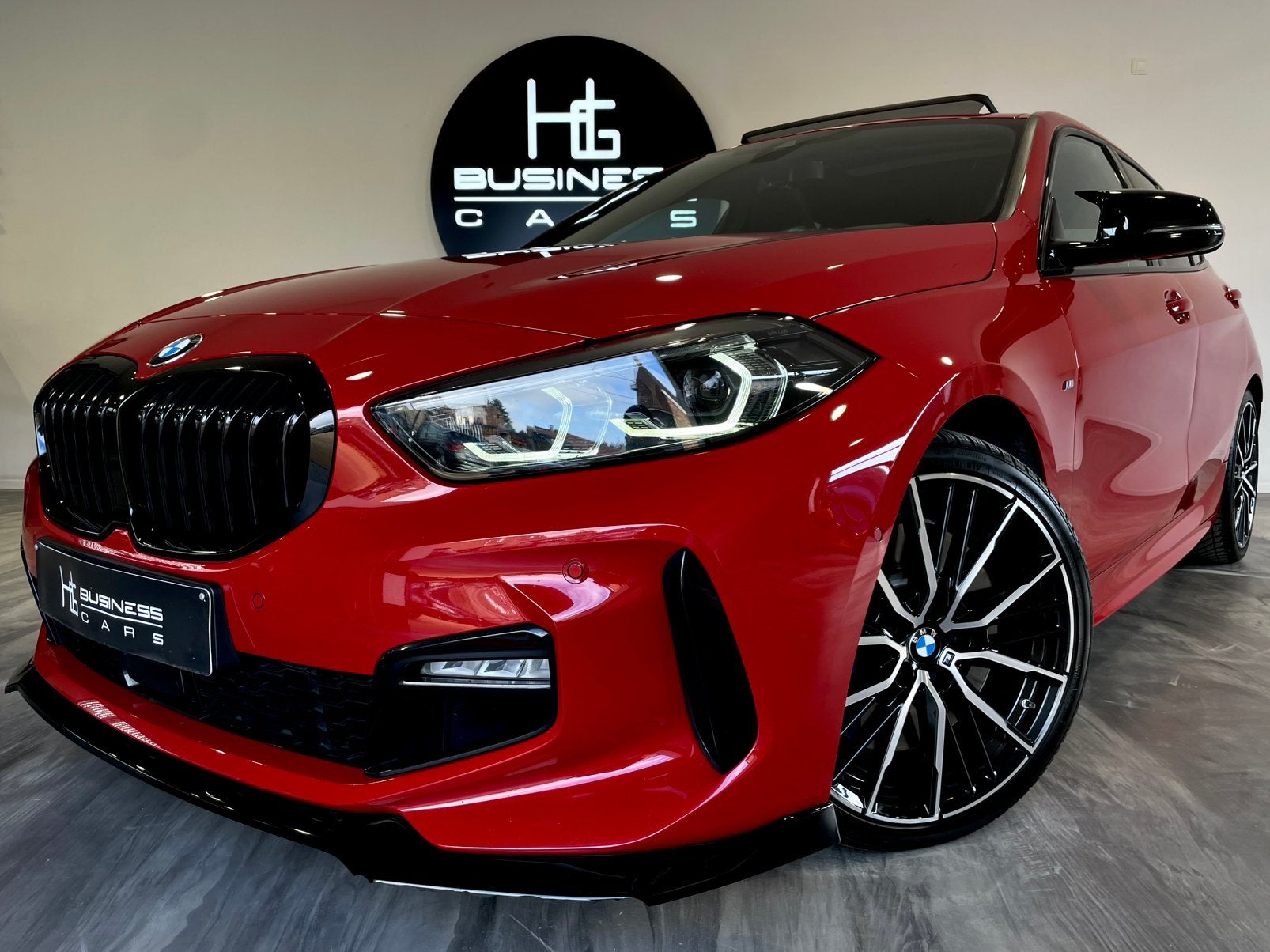 BMW 118dAS PACK M PRO/ BLACK LINE/ SHADOW LINE/ SIEGE BAQUET, Rouge, Achat, Entreprise, Garantie prolongée
