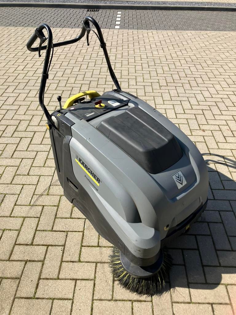 Karcher Proffessional veegmachine, Enlèvement, Utilisé