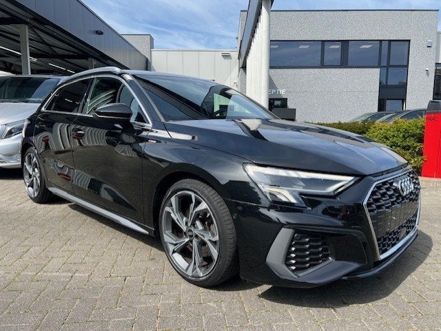 Audi A3 SB 40 TDI Quattro Sline Stronic 200pk 2022, Autos, Cuir, Euro 6, Entreprise, Entretenue par le concessionnaire