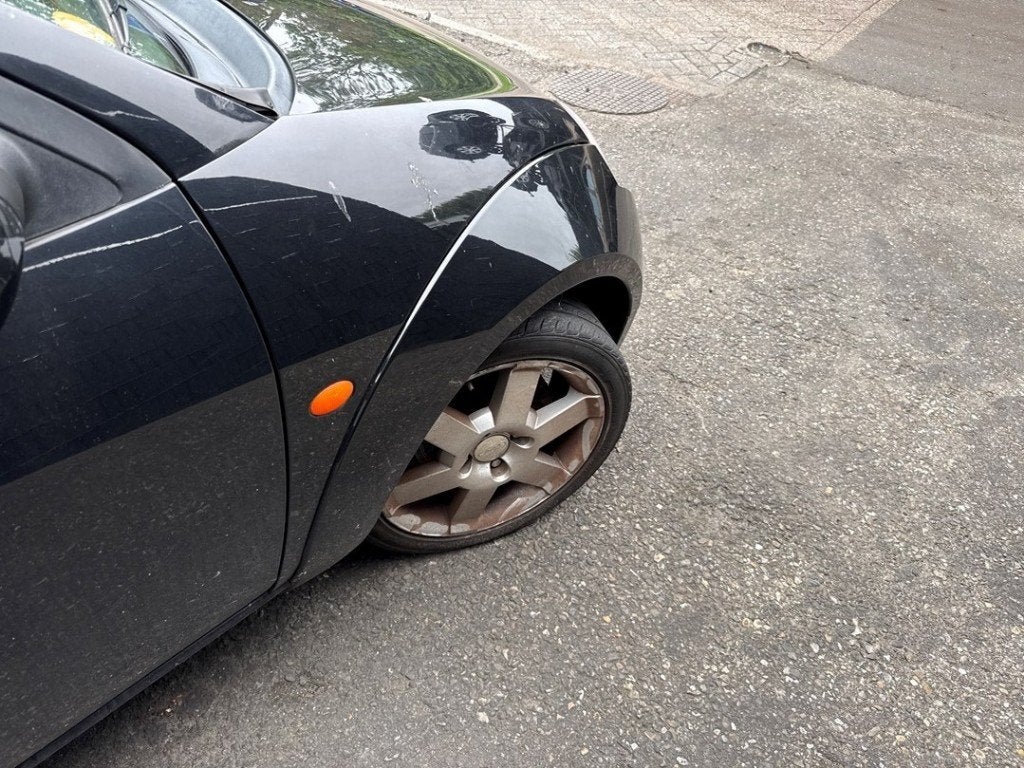 SPATBORD RECHTS VOOR Ford StreetKa (|1234400|3S51B16015AC|), Gebruikt, Spatbord, Henry-Ford-Straße  1
50735  Köln, DE, Ford-Werke GmbH