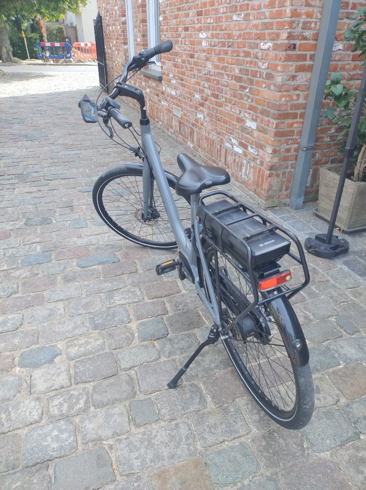 Electrische damesfiets, Fietsen en Brommers, Ophalen, Gebruikt, Versnellingen, Schijfrem