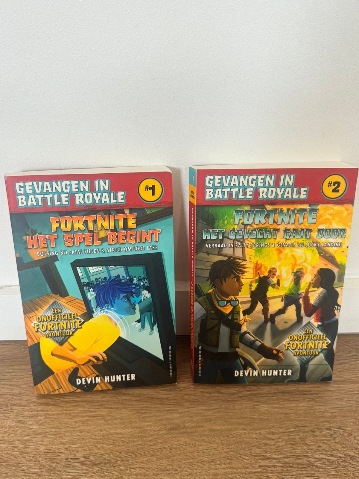 2 boeken Fortnite, Boeken, Ophalen of Verzenden, Zo goed als nieuw