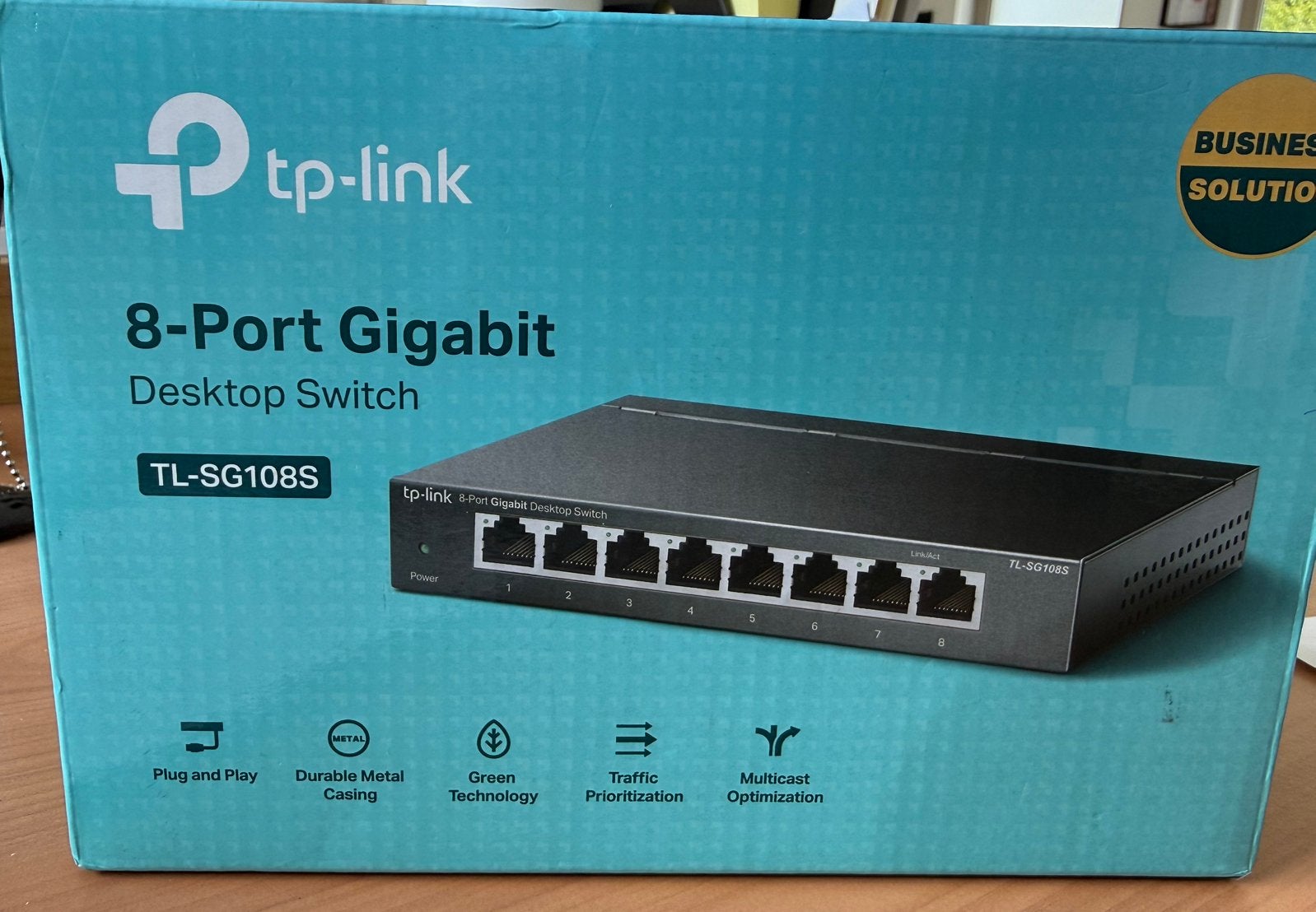 TP-Link 8-Port Gigabit Desktop Switch (Model: TL-SG108S), Computers en Software, Netwerk switches, Ophalen of Verzenden, Nieuw