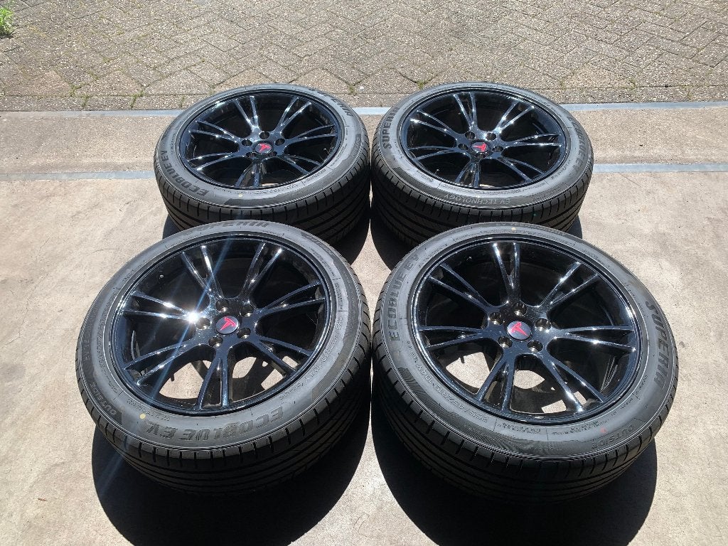 OEM TESLA MODEL Y GEMINI VELGEN + BANDEN 255 45 R19 + BLE, Ophalen of Verzenden, Gebruikt