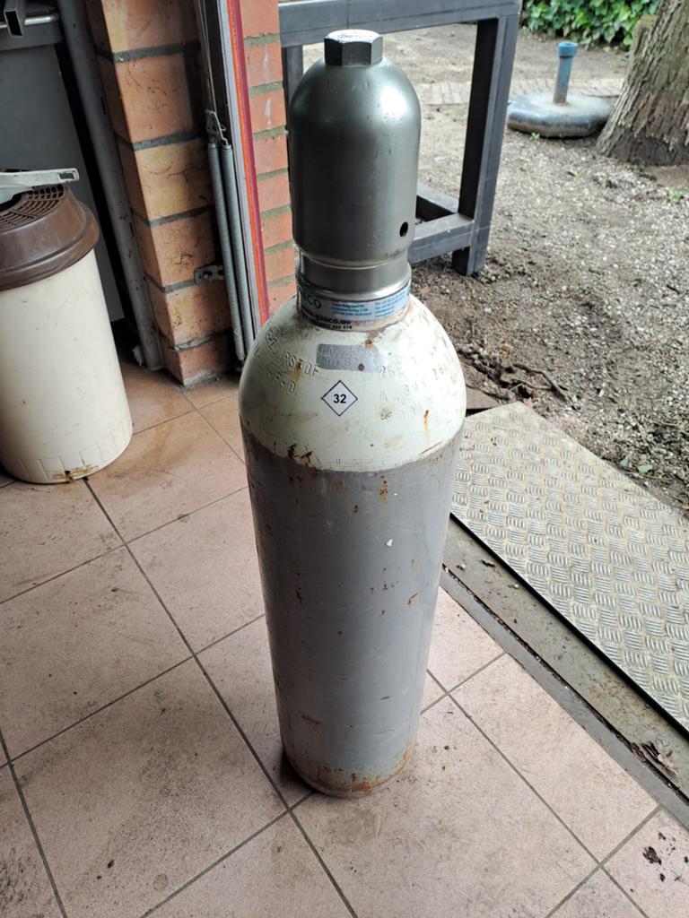 Gasfles zuurstof gasco, Ophalen