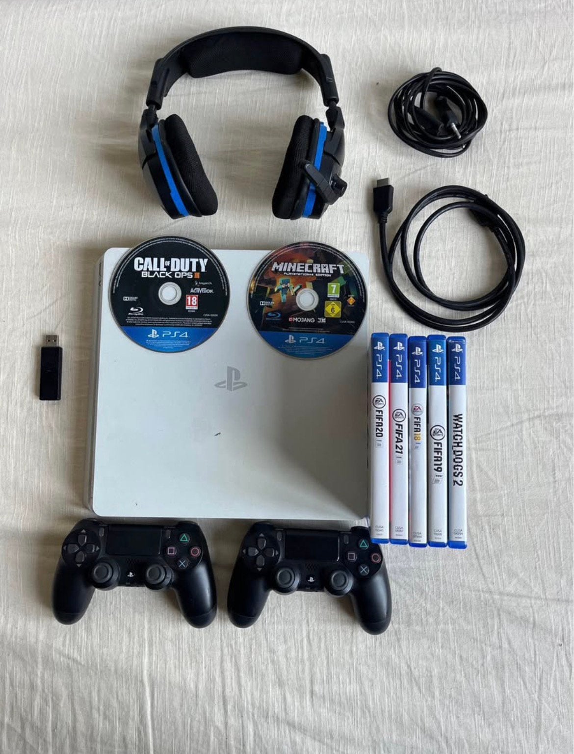 PS4 Slim Wit Met 2 Controllers, Draadloze Headset & 7 Games, Ophalen, Zo goed als nieuw, PlayStation 4