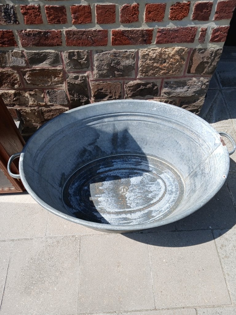 Bassine, Ophalen, Gebruikt