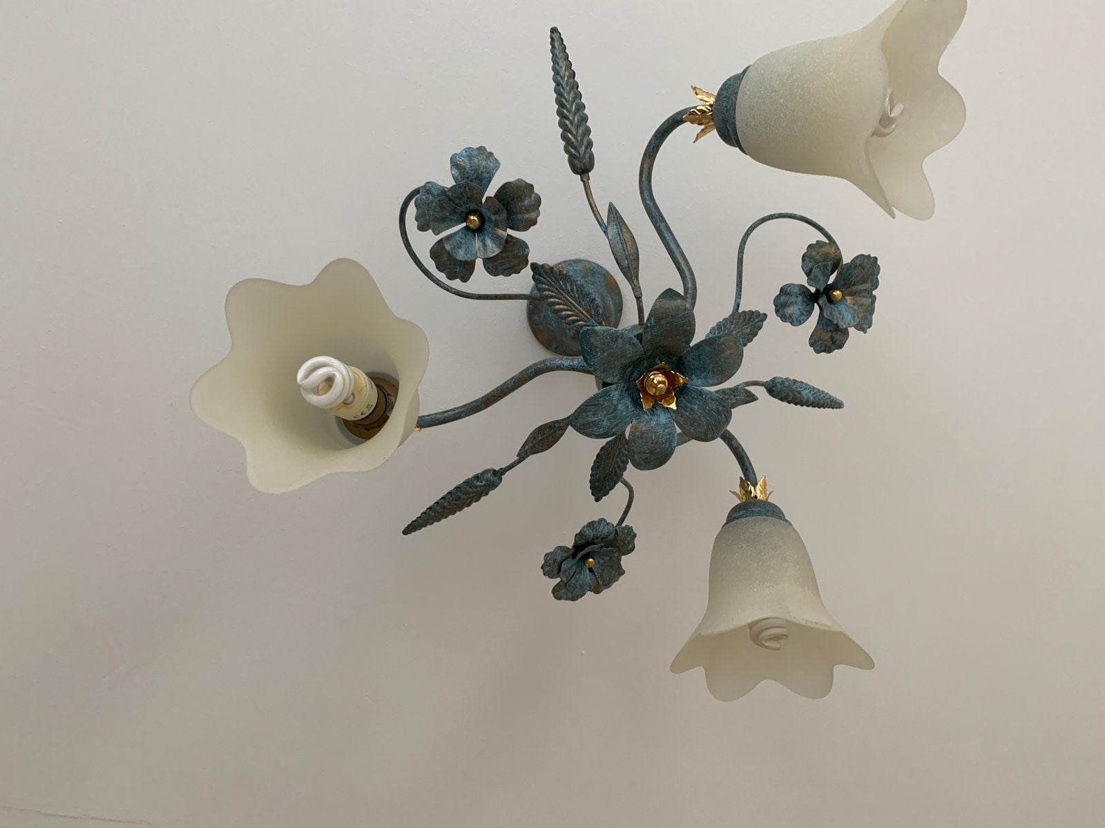 Plafond verlichting, Ophalen