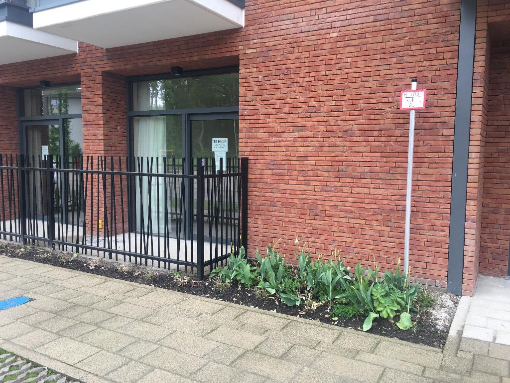 Assistentiewoning in Genk Te koop, Genk, 76 m², 5 pièces, Autres types