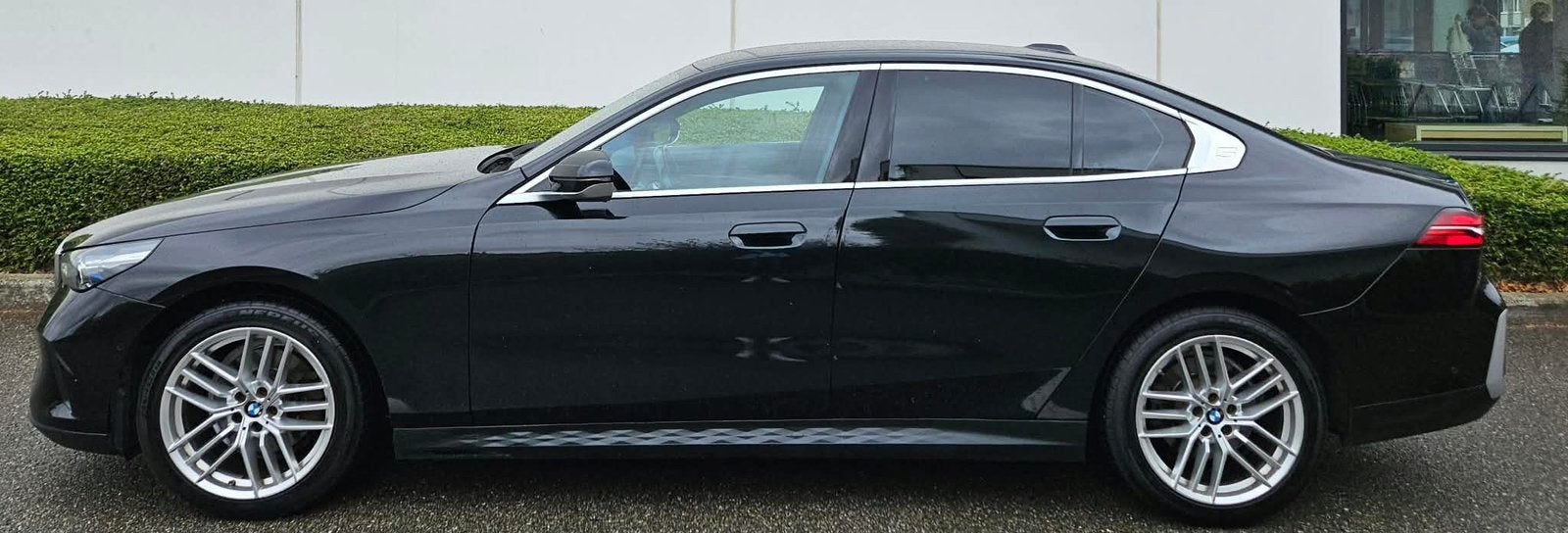 *** BMW 520d - G60 - 2024 - Harman Kardon - Garantie BMW ***, Autos, BMW, Cuir, Entreprise, Garantie prolongée, Entretenue par le concessionnaire
