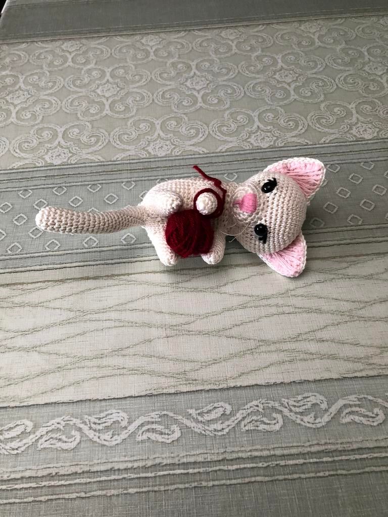 Zelf gehaakte kat, Enlèvement, Neuf