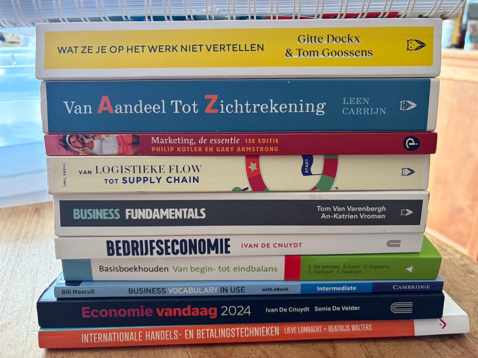 11 boeken bedrijfsmanagement artevelde, Boeken, Studieboeken en Cursussen, Ophalen, Zo goed als nieuw