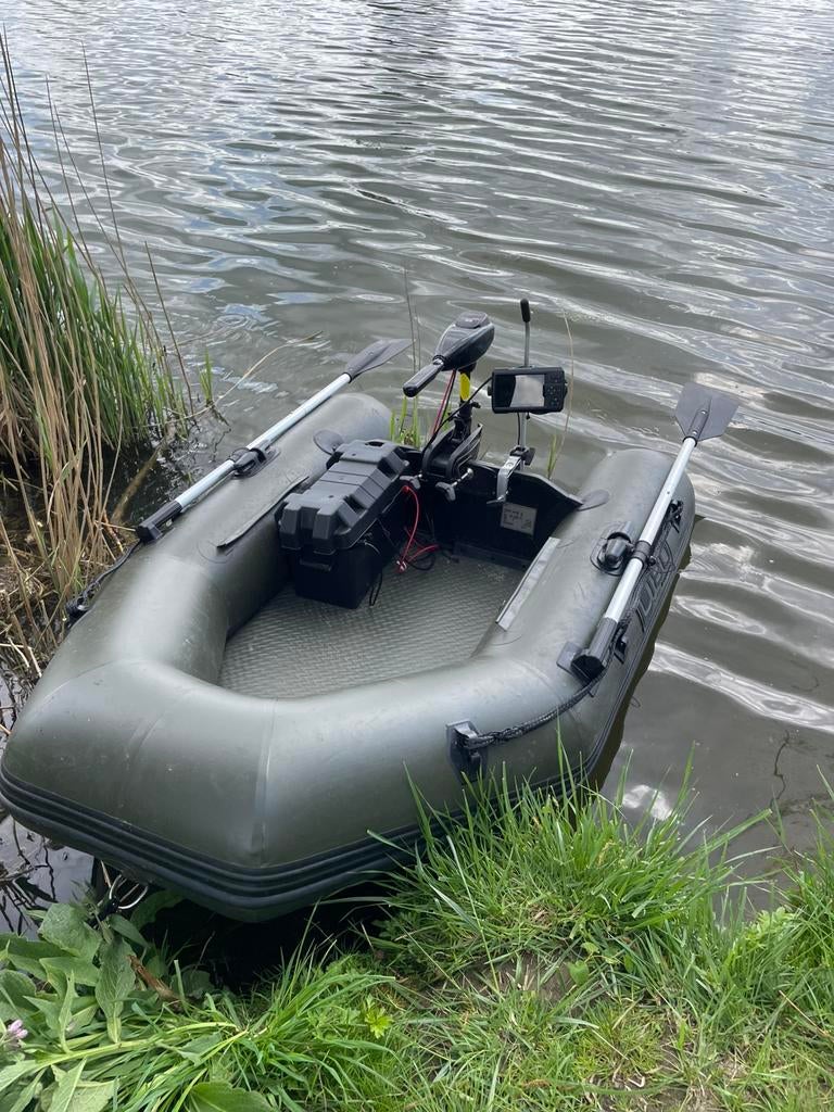 Ultimate 180 rubberboot, Watersport en Boten, Hengelsport | Karpervissen, Ophalen, Zo goed als nieuw