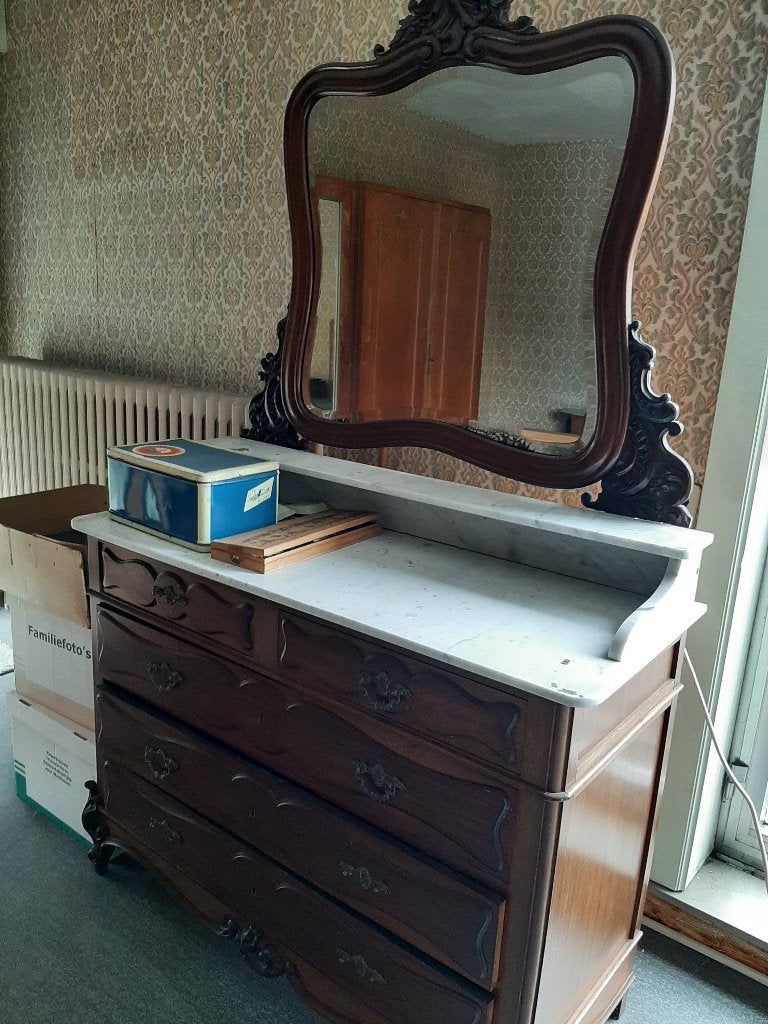 Armoire, commode, 25 à 50 cm, Moins de 150 cm, Utilisé, Avec tiroir(s)