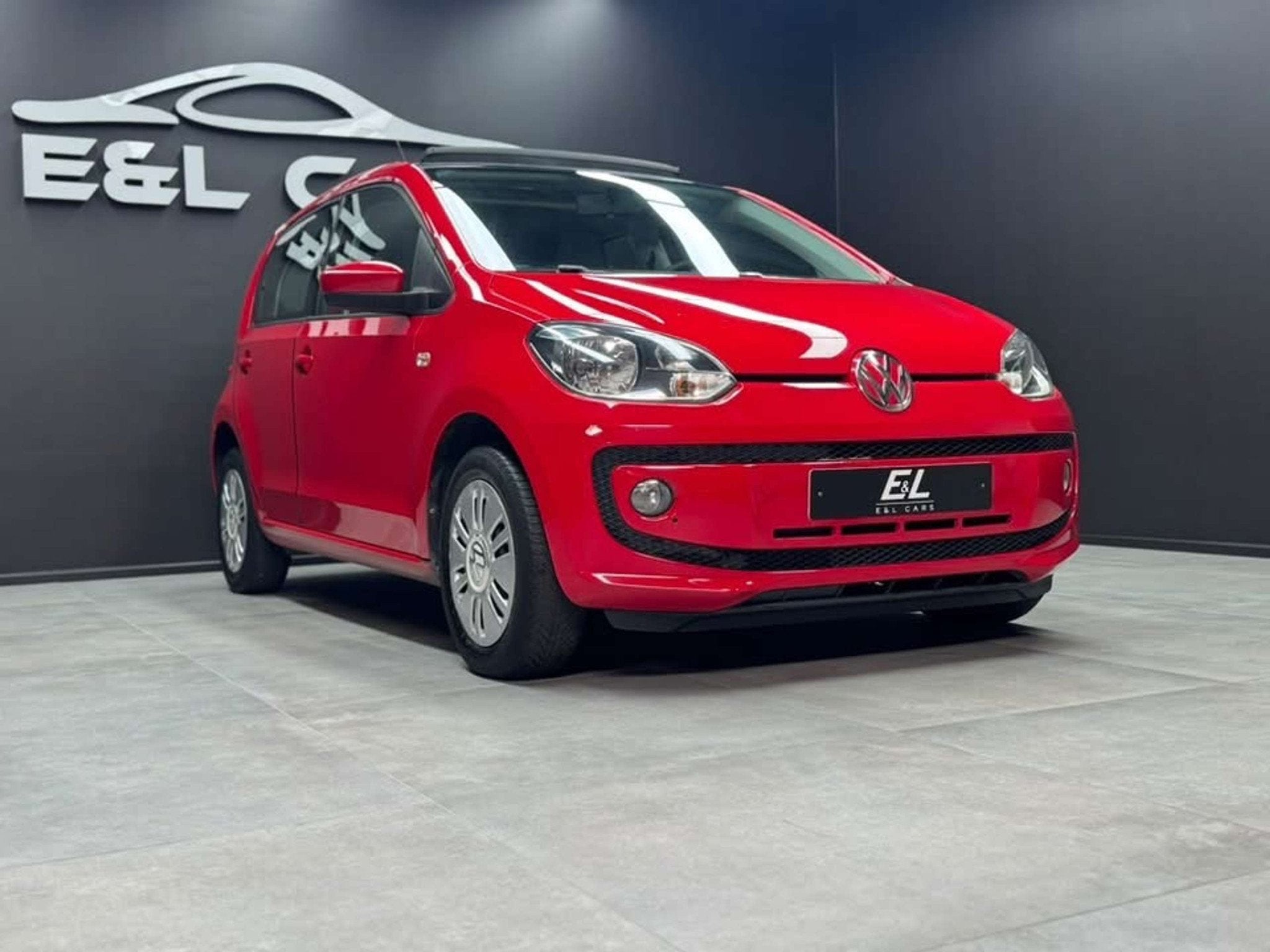 Volkswagen up! Up! 1.0i *12 mois de garantie*, Autos, Achat, Boîte manuelle, Noir, 5 portes