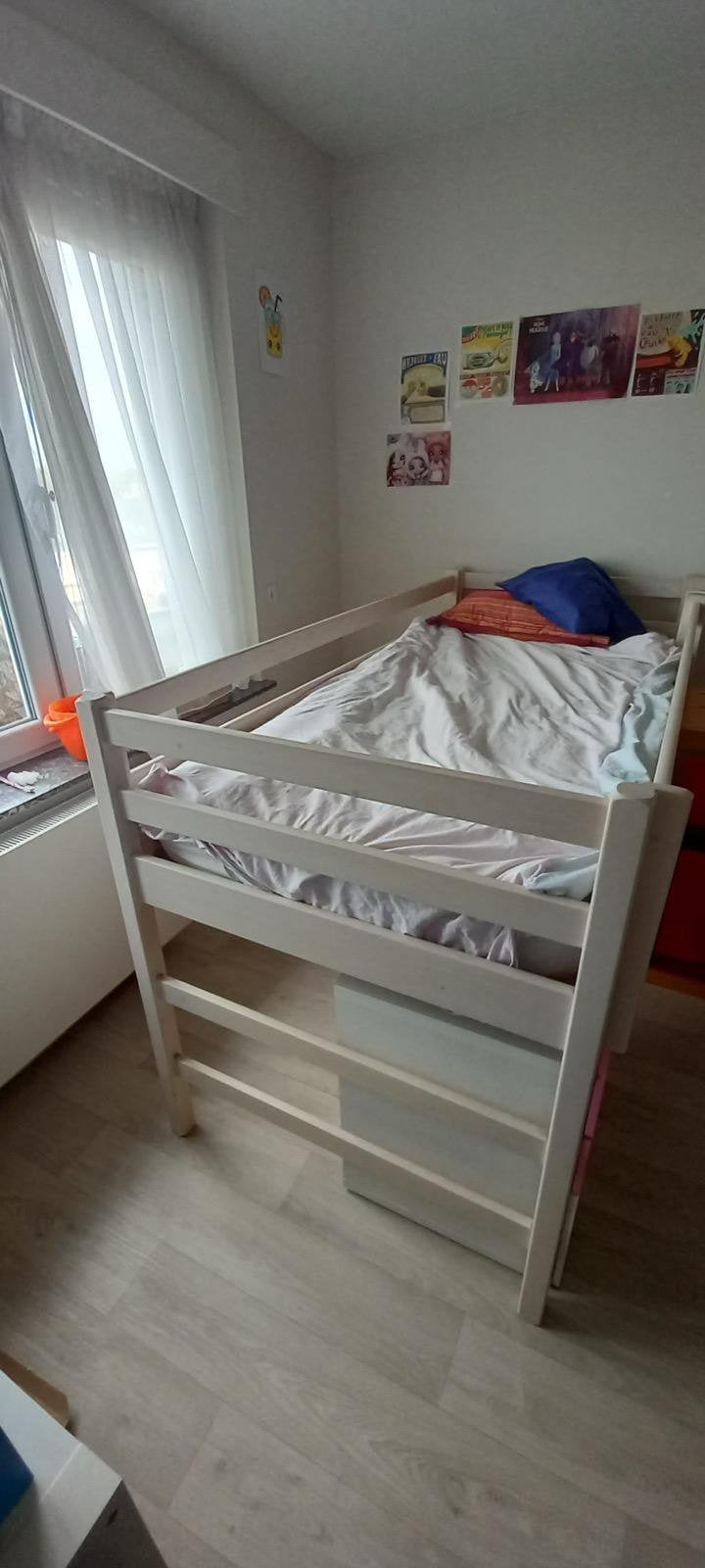 Lit enfant mi-hauteur, Enfants & Bébés, Chambre d'enfant | Lits superposés & Lits mezzanines, Comme neuf, Lit mezzanine, Enlèvement