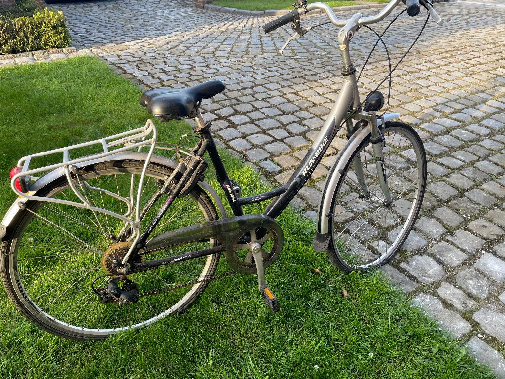 Damesfiets, Ophalen