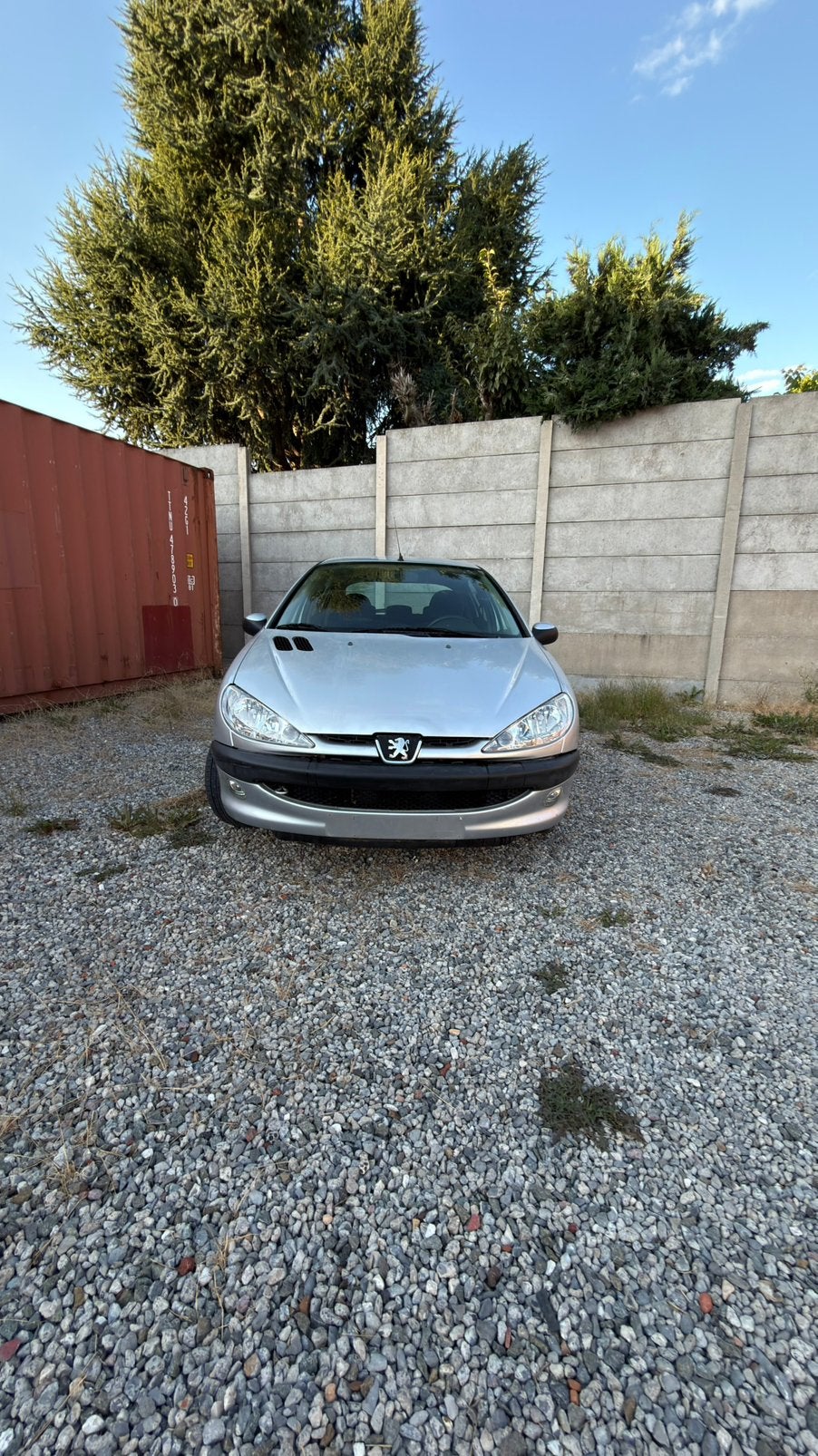 Peugeot 206 AUTOMAAT Gekeurd Voor Verkoop BENZINE 2003, Auto's, Automaat, 75 kW, 4 cilinders, Bedrijf