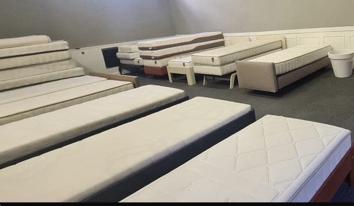 Auping & Mline matrassen laatste modellen!! vanaf €275, Ophalen of Verzenden, Nieuw, Overige maten