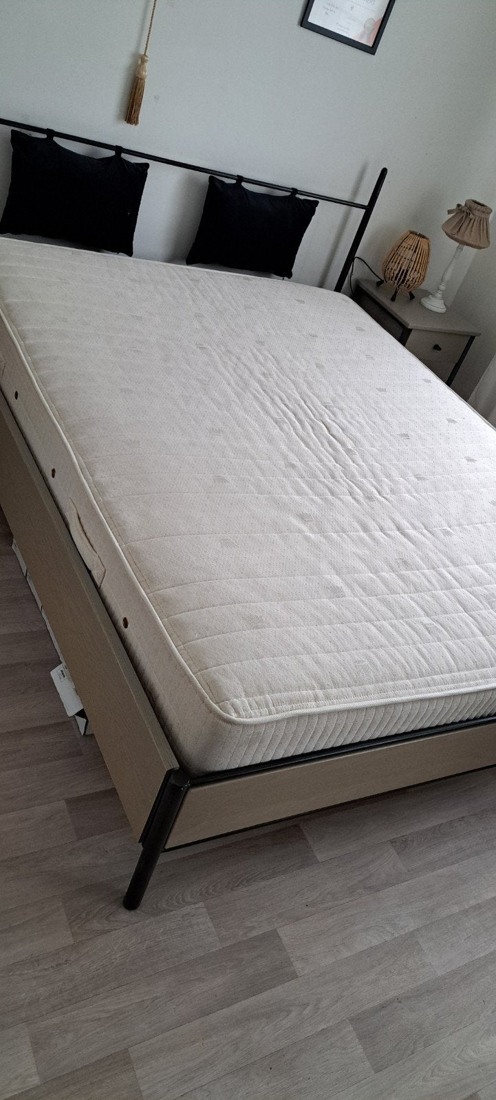 Bed met lattenbodem en matras., Huis en Inrichting, Slaapkamer | Matrassen en Bedbodems, Ophalen, Matras