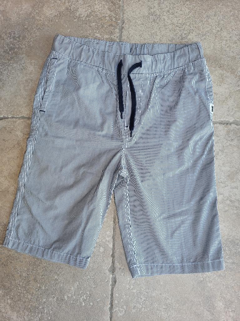 Nieuwe streepjes short mt 164 (zie foto's), Kinderen en Baby's, Kinderkleding | Maat 164, Ophalen of Verzenden, Nieuw, Jongen