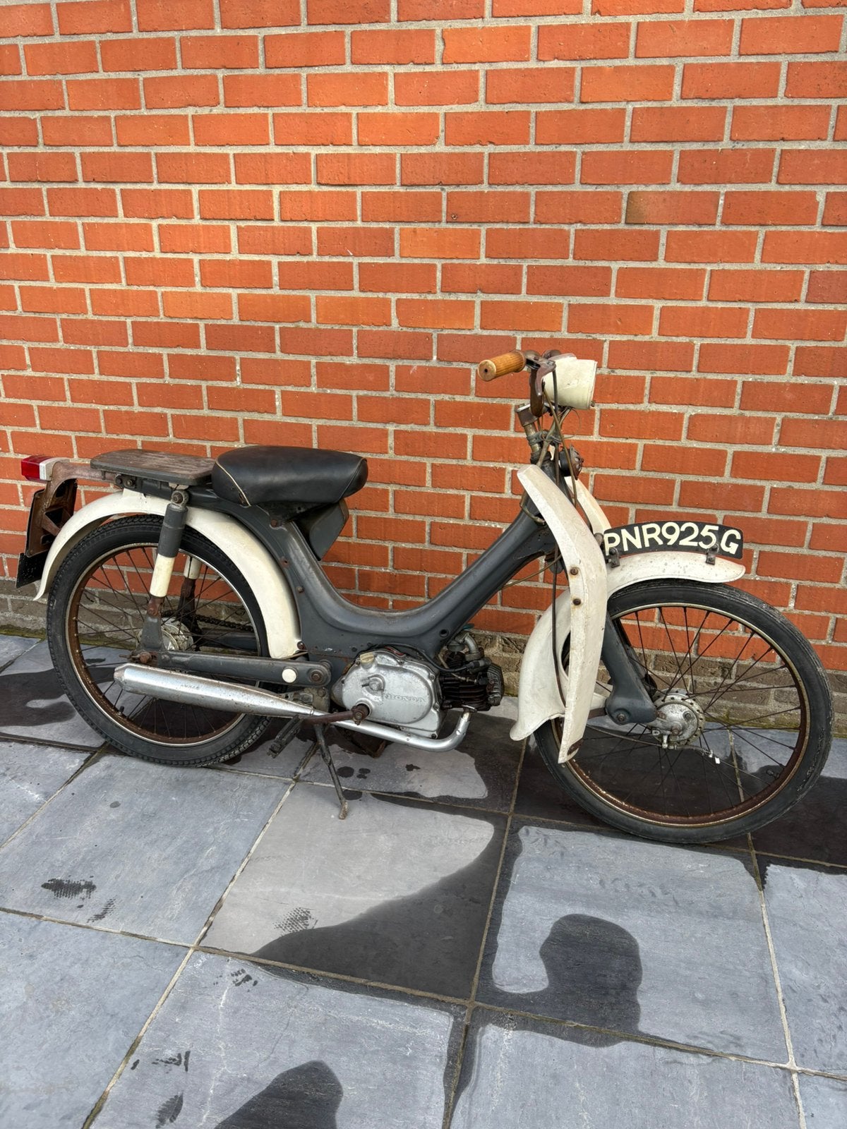 Honda PC50 bromfiets, Ophalen
