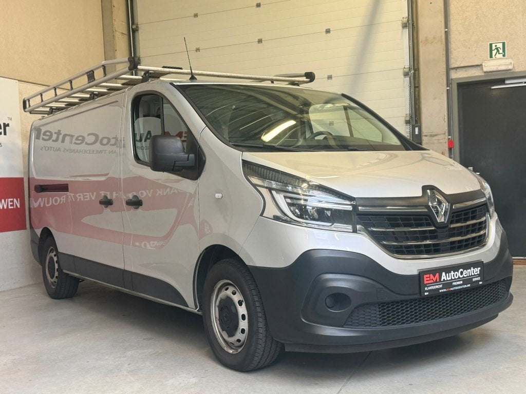 Renault Trafic 2.0 dCi L2H1 Automaat-LED-CAM-Bagagerek-BTW, 4 deurs, Stof, 4 cilinders, Renault