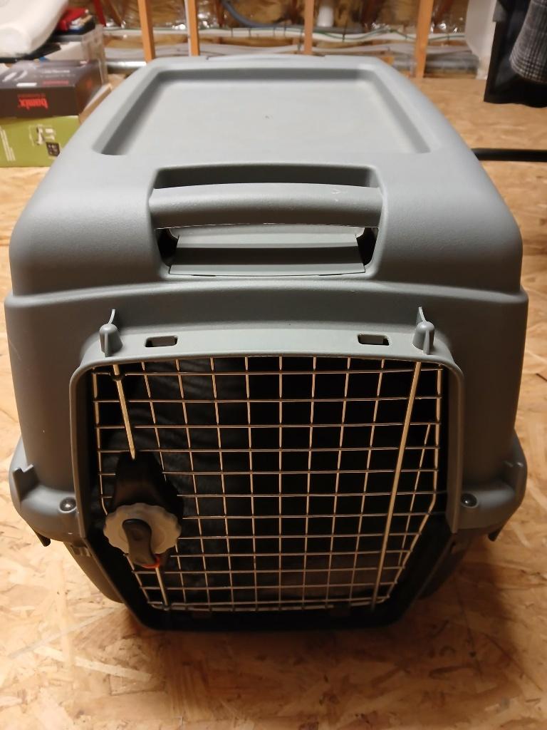 Transportbox voor hond – IATA 6, Dieren en Toebehoren, Ophalen, Zo goed als nieuw