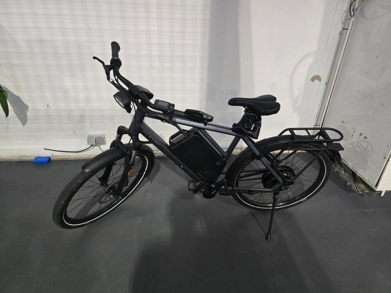 Klever N Pinion 45 – 1200 Wh – Slechts 360 km – Night Grey, Autres marques, 51 à 55 cm, 50 km par batterie ou plus, Comme neuf