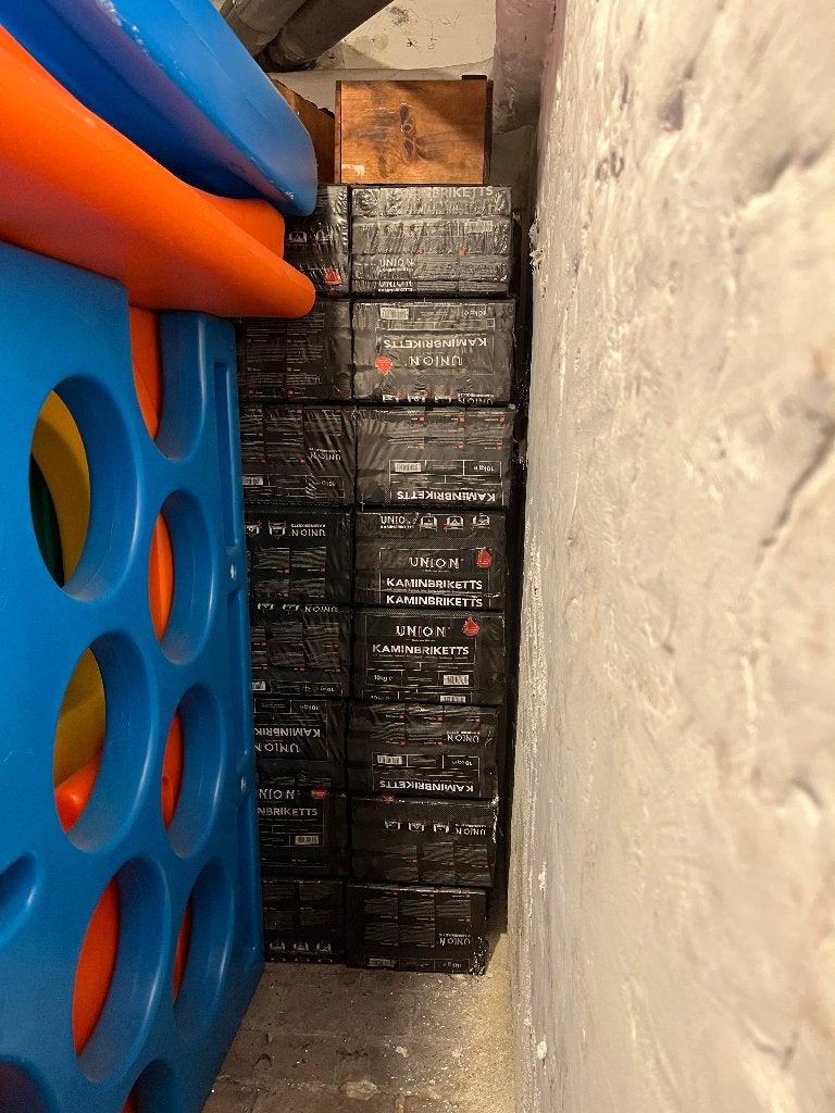 Briquettes de lignitte, Enlèvement, Comme neuf