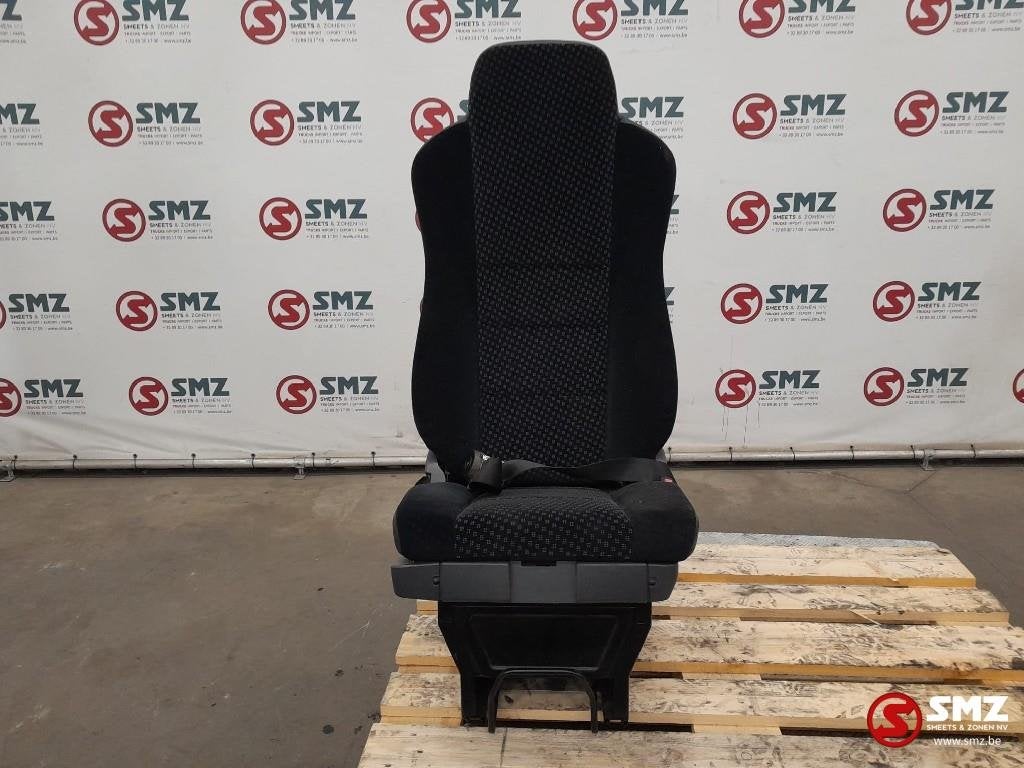 Occ siège passager Mercedes, Utilisé, Mercedes-Benz, Intérieur et Revêtement