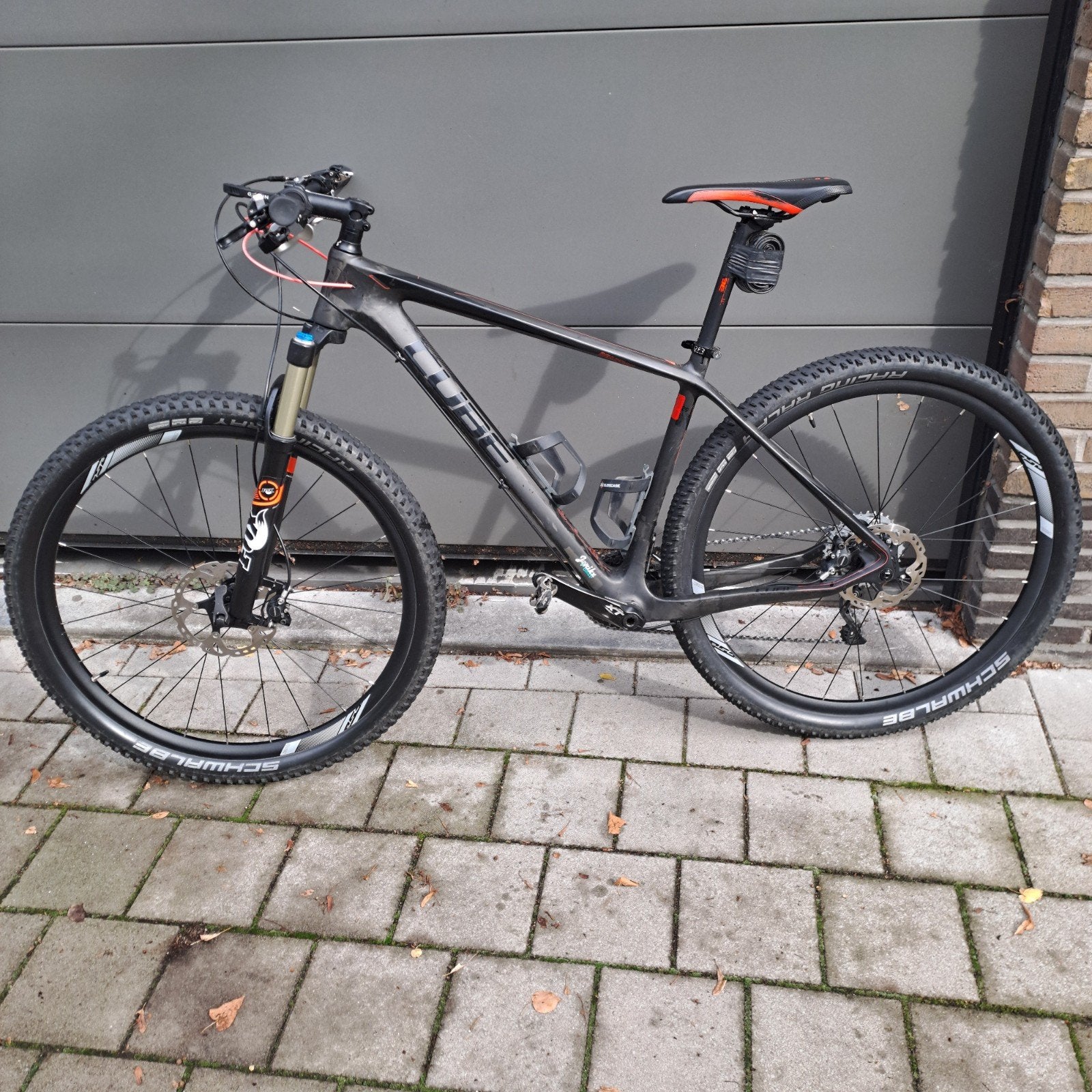 Cube Reaction, Fietsen en Brommers, Ophalen