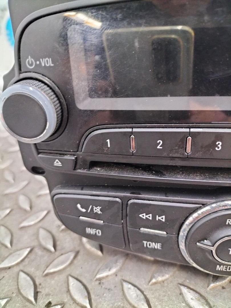 OPEL CORSA X15  RADIO 39068067 2017, Auto-onderdelen, Ophalen of Verzenden, Gebruikt, ARN erkend
