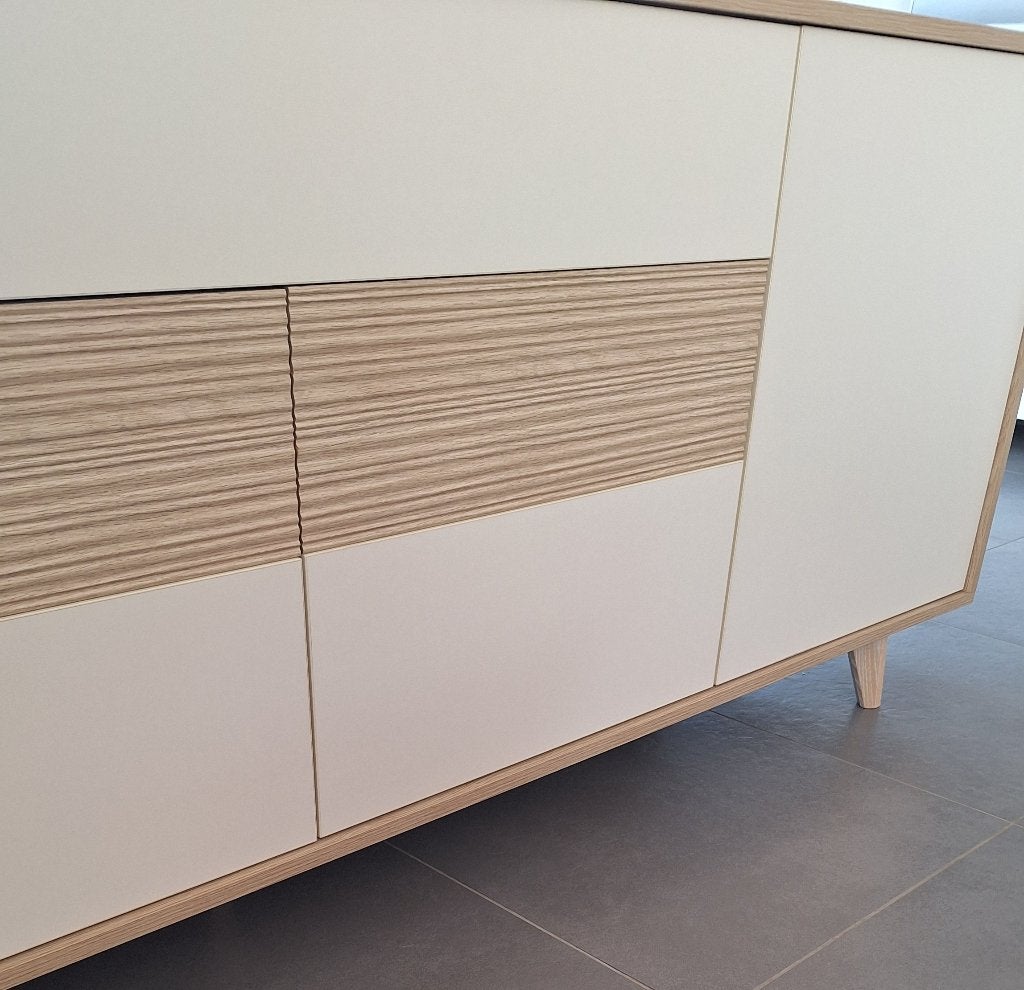 Dressoir, Ophalen, Zo goed als nieuw, 200 cm of meer, Met lade(s)