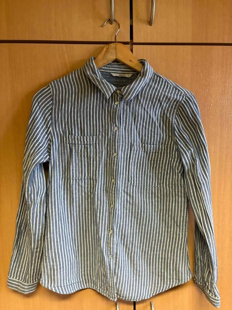 Gestreepte blauwe blouse van Only, Kleding | Dames, Maat 38/40 (M), Only, Gedragen, Verzenden