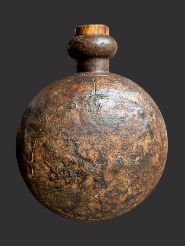 Antieke Indiase metalen waterkruik van 51 cm/40, Antiek en Kunst, Ophalen