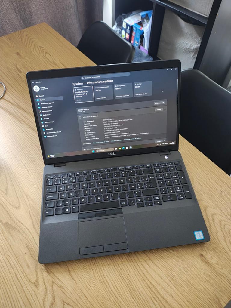 Dell latitude 15.6" i7, Informatique & Logiciels, Ordinateurs portables Windows, Enlèvement ou Envoi, SSD