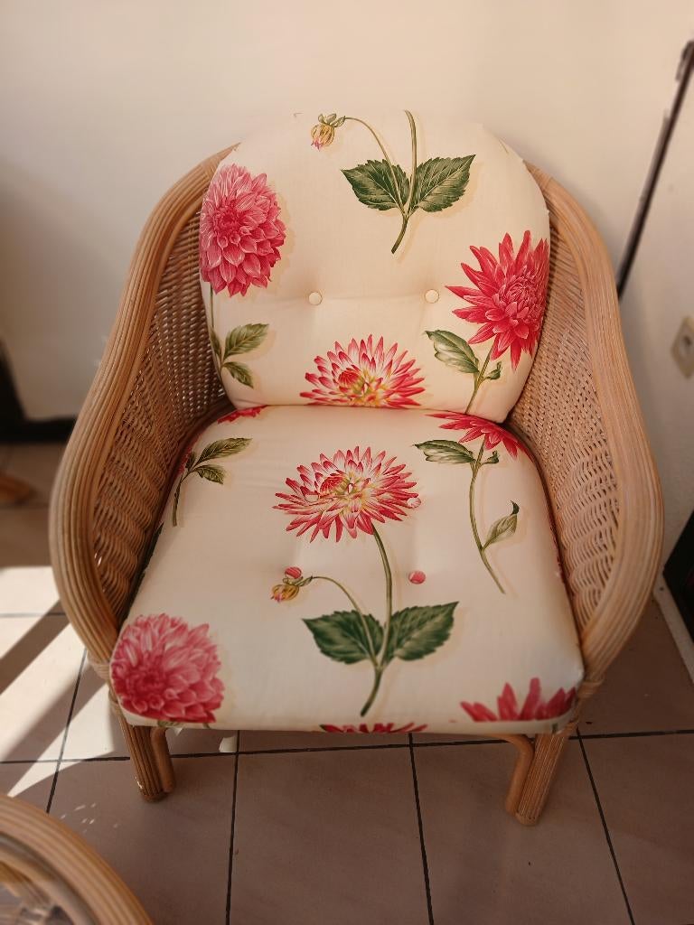 Rotan salon en eetplaats (4 stoelen), Tuin en Terras, Tuinsets en Loungesets, Gebruikt, Tuinset, Rotan, 4 zitplaatsen, Bank, Bijzettafel