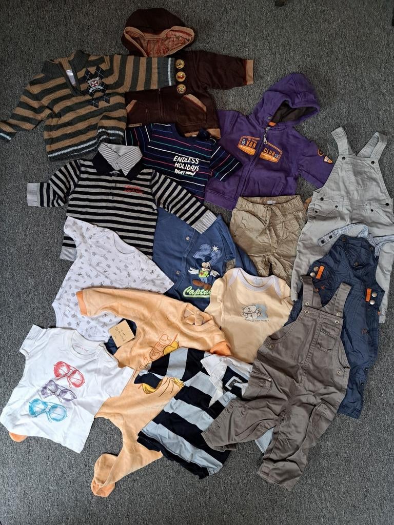 Lot de 15 vêtements garçons 12 mois - 74cm, Enlèvement