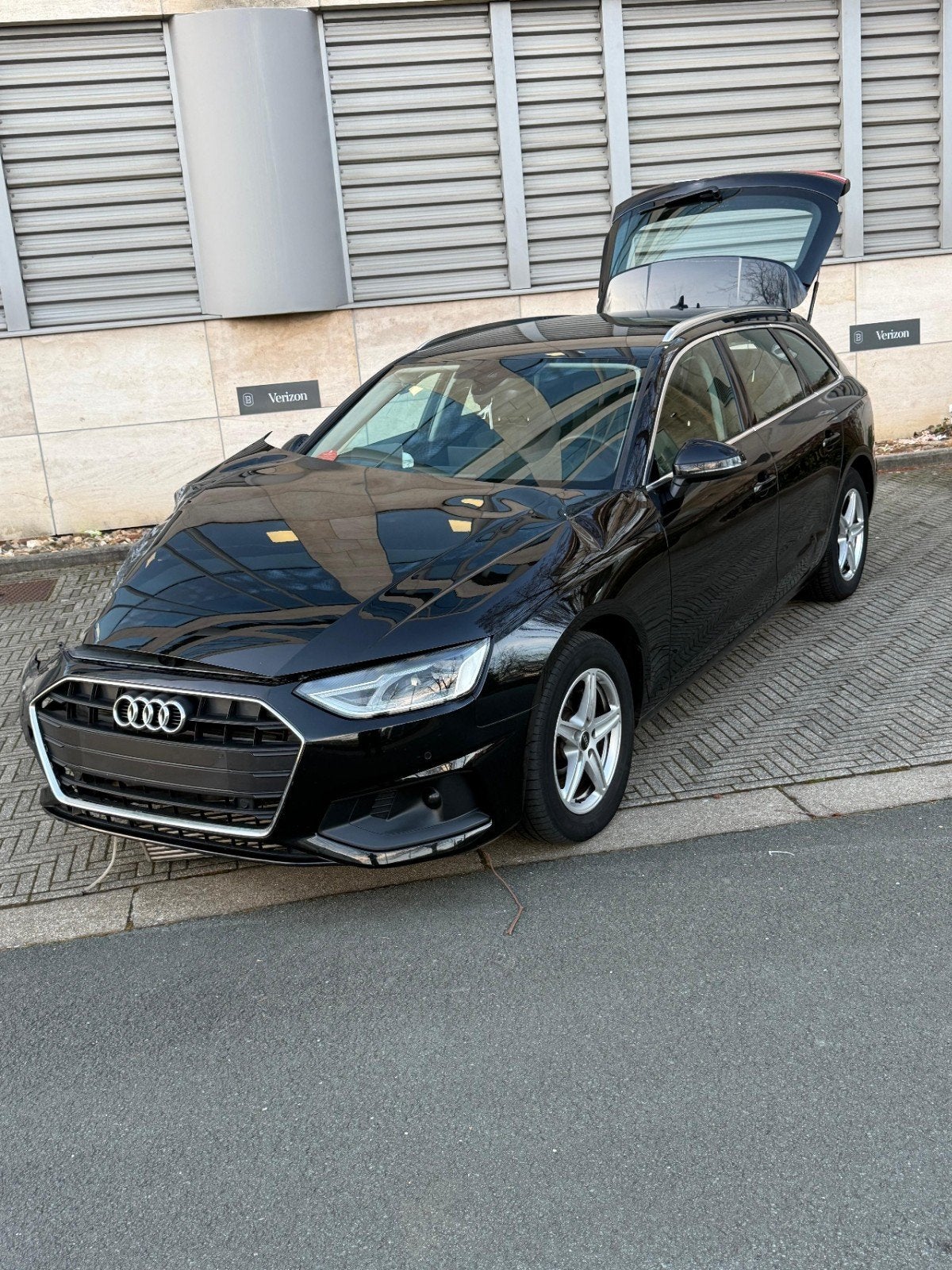 Audi A4 Avant 35 TFSI, Commande vocale, Achat, 110 kW, 1595 kg